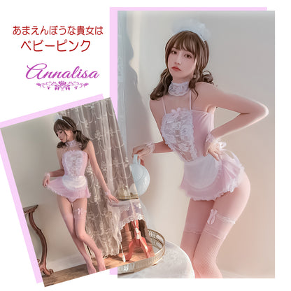 まるで何も身に着けていないような軽いメイド服