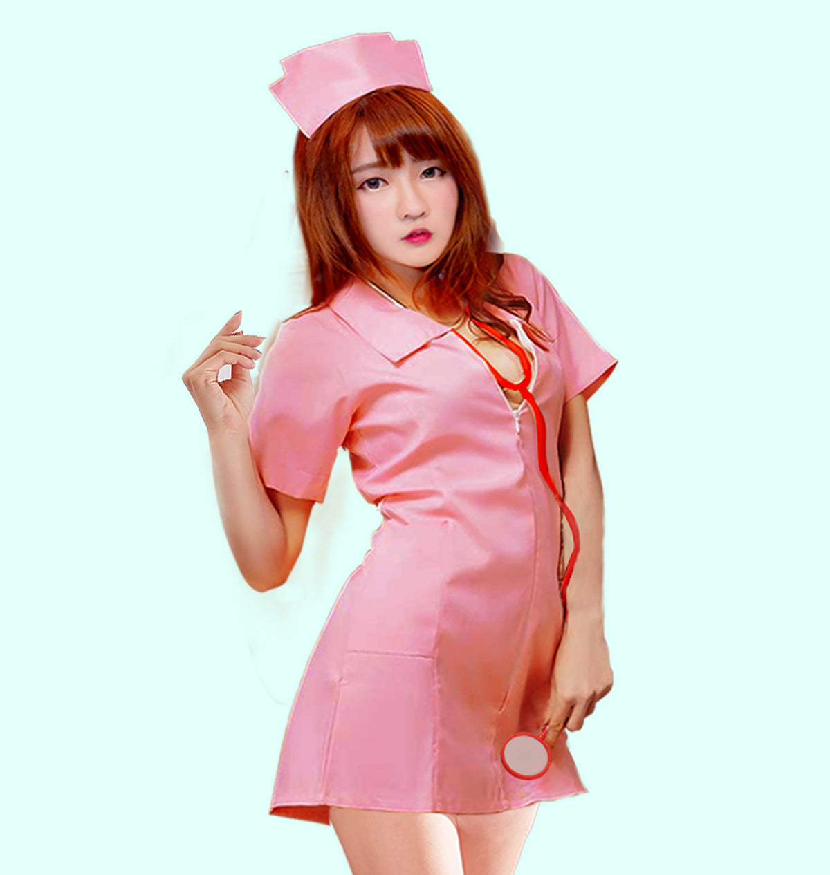 清楚にもセクシーにも着こなせる前ファスナー開きナース服